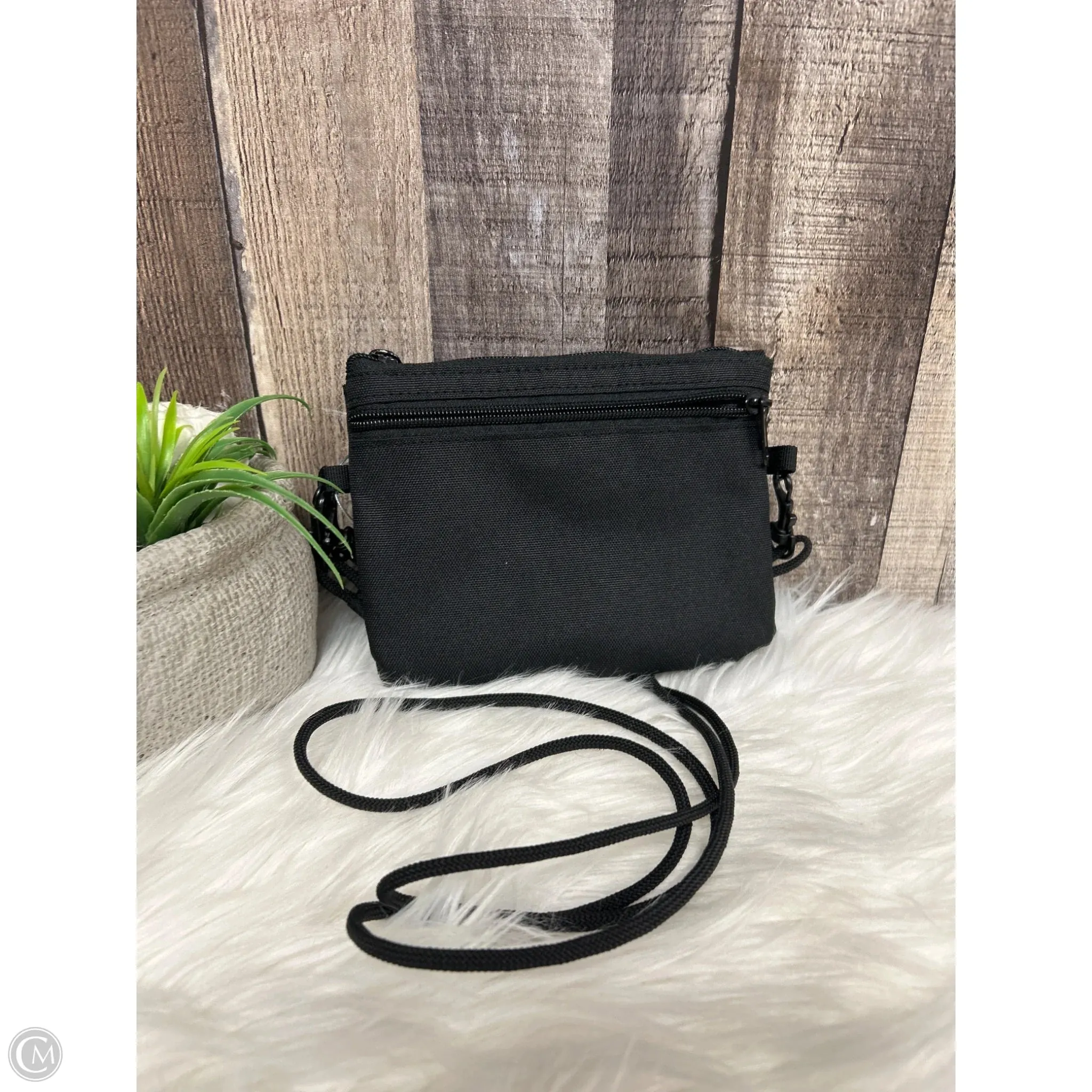 Crossbody By Kavu, Size: Small