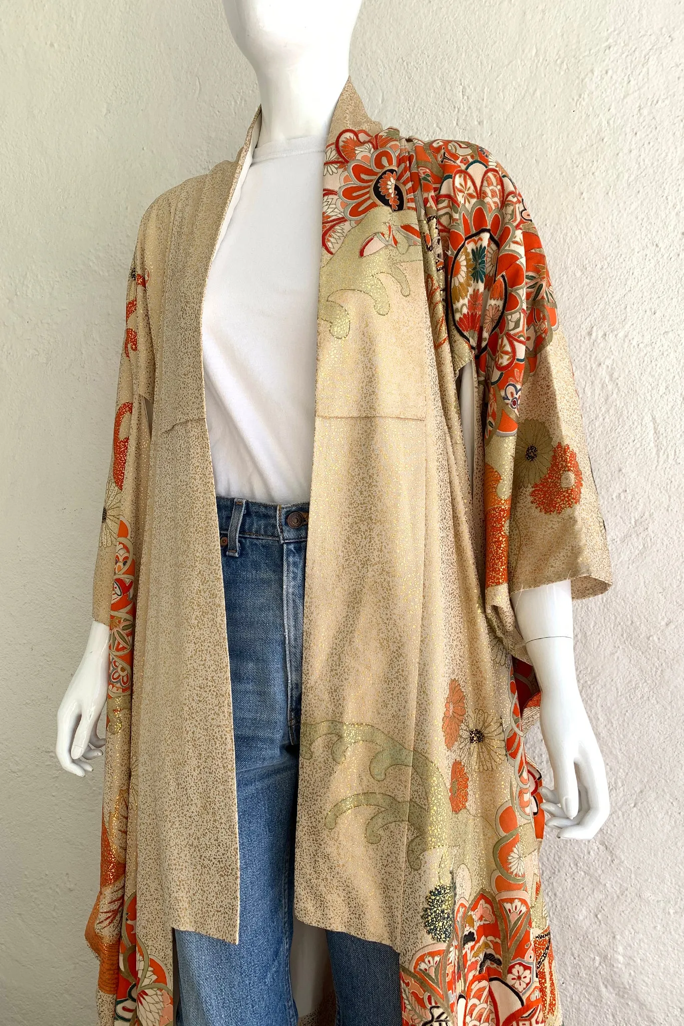 Golden Floral Wave Kimono
