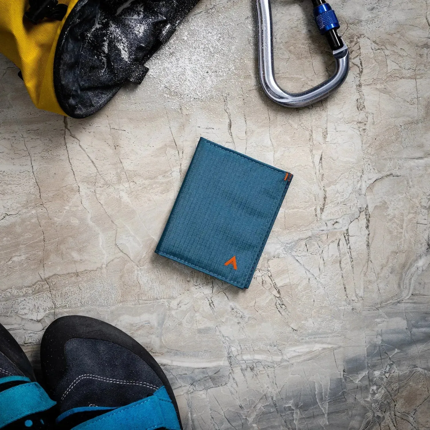 Hybrid Card Wallet | Nylon Edition
