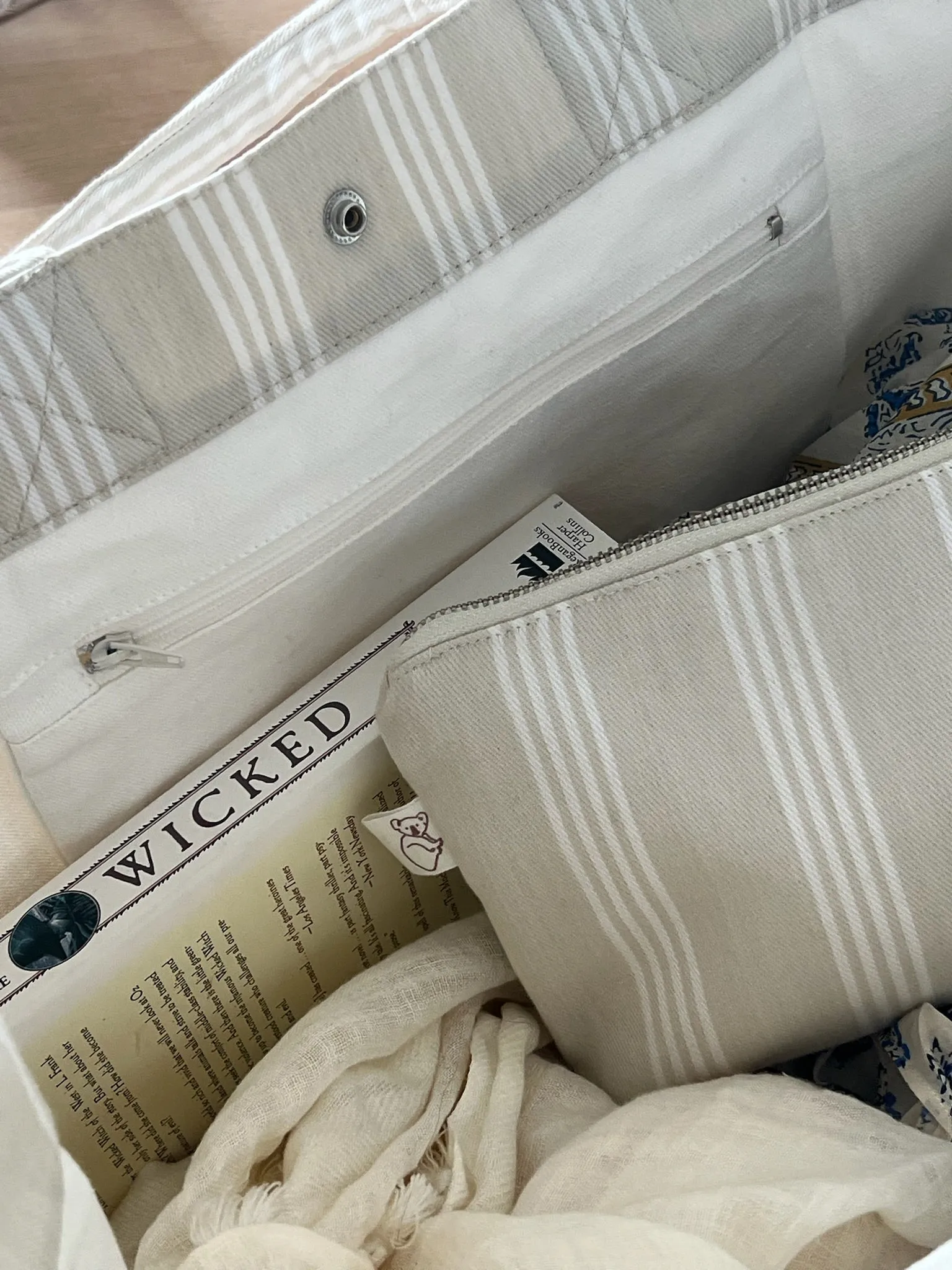 Koala Basics: East West Bag - Sand Ticking Stripes