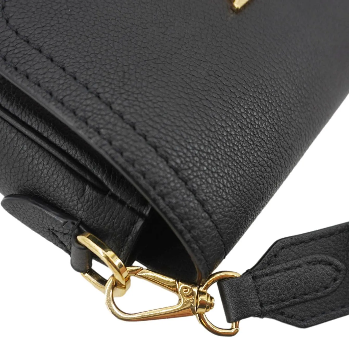 LOUIS VUITTON Lockme Tender Calfskin Leather Shoulder Bag Black