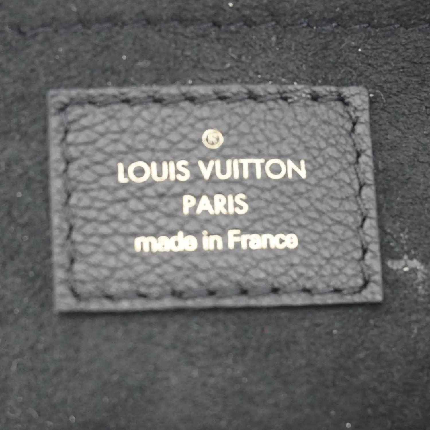 LOUIS VUITTON Lockme Tender Calfskin Leather Shoulder Bag Black