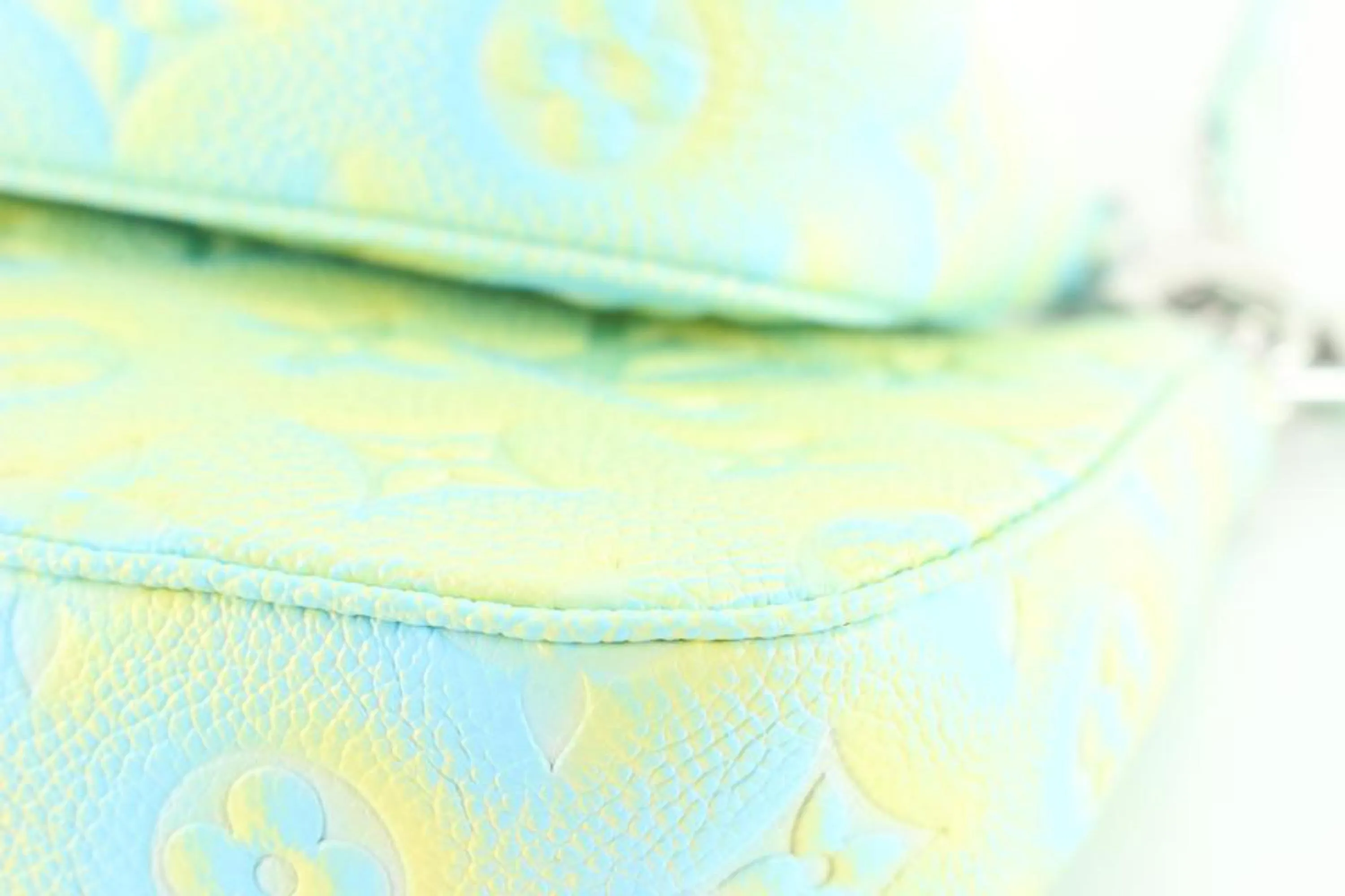 Louis Vuitton Monogram Empreinte Summer Stardust Multi Pochette Accessories 80lu85s
