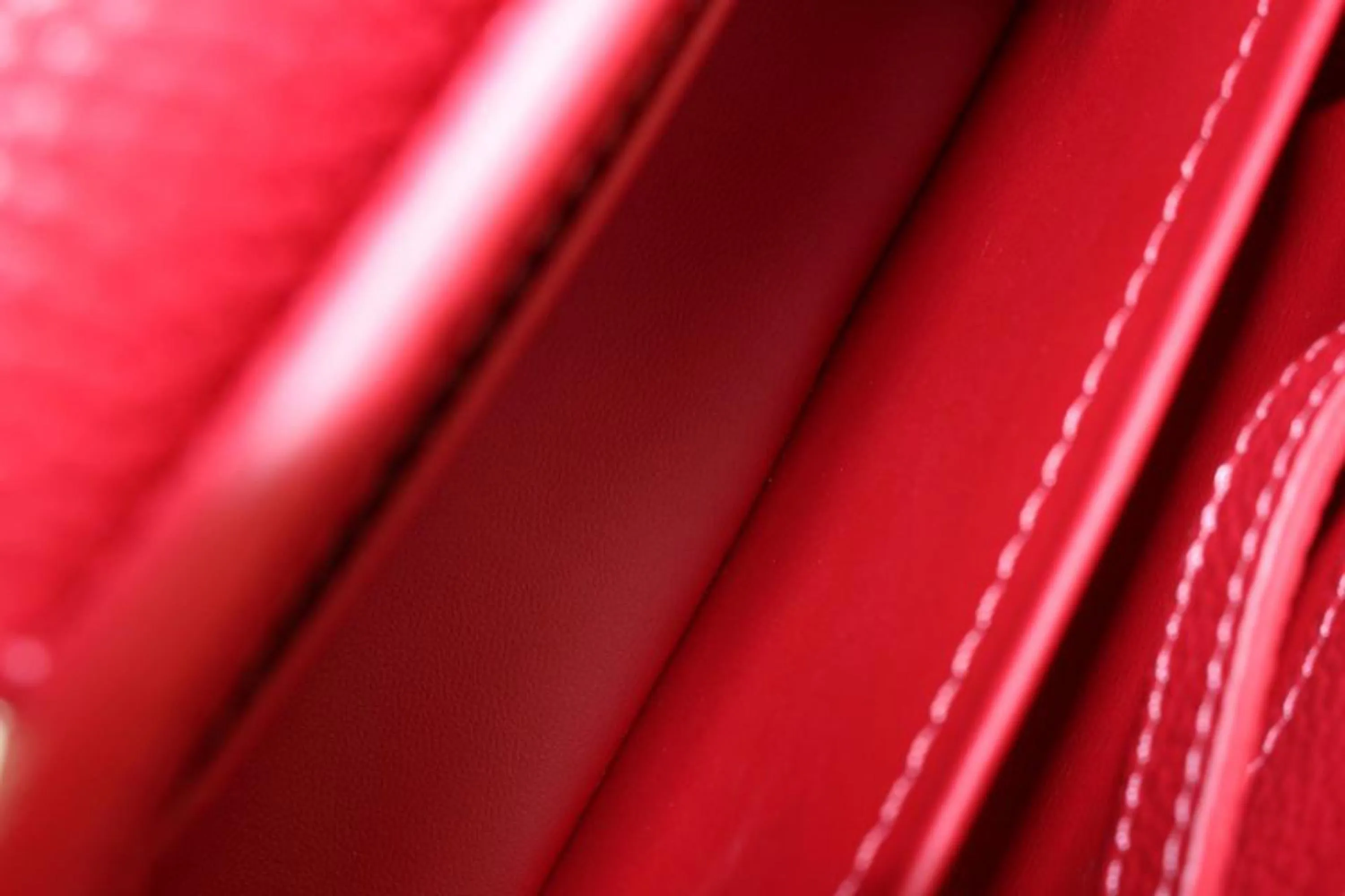 Louis Vuitton Scarlet Red Taurillon Leather Capucines Mini 70lz825s