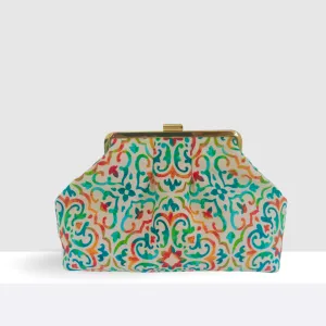 Medallion Gold Clasp Purse