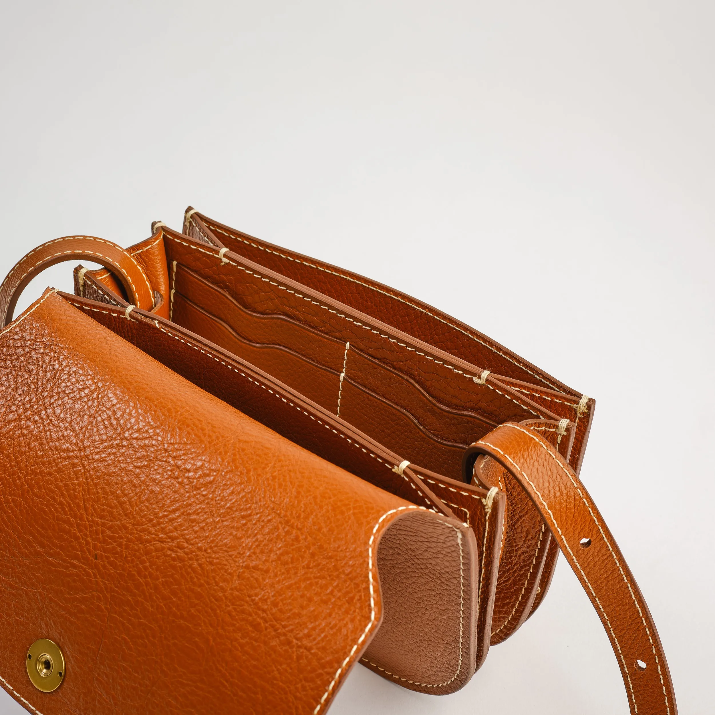 Po in Leather Brown