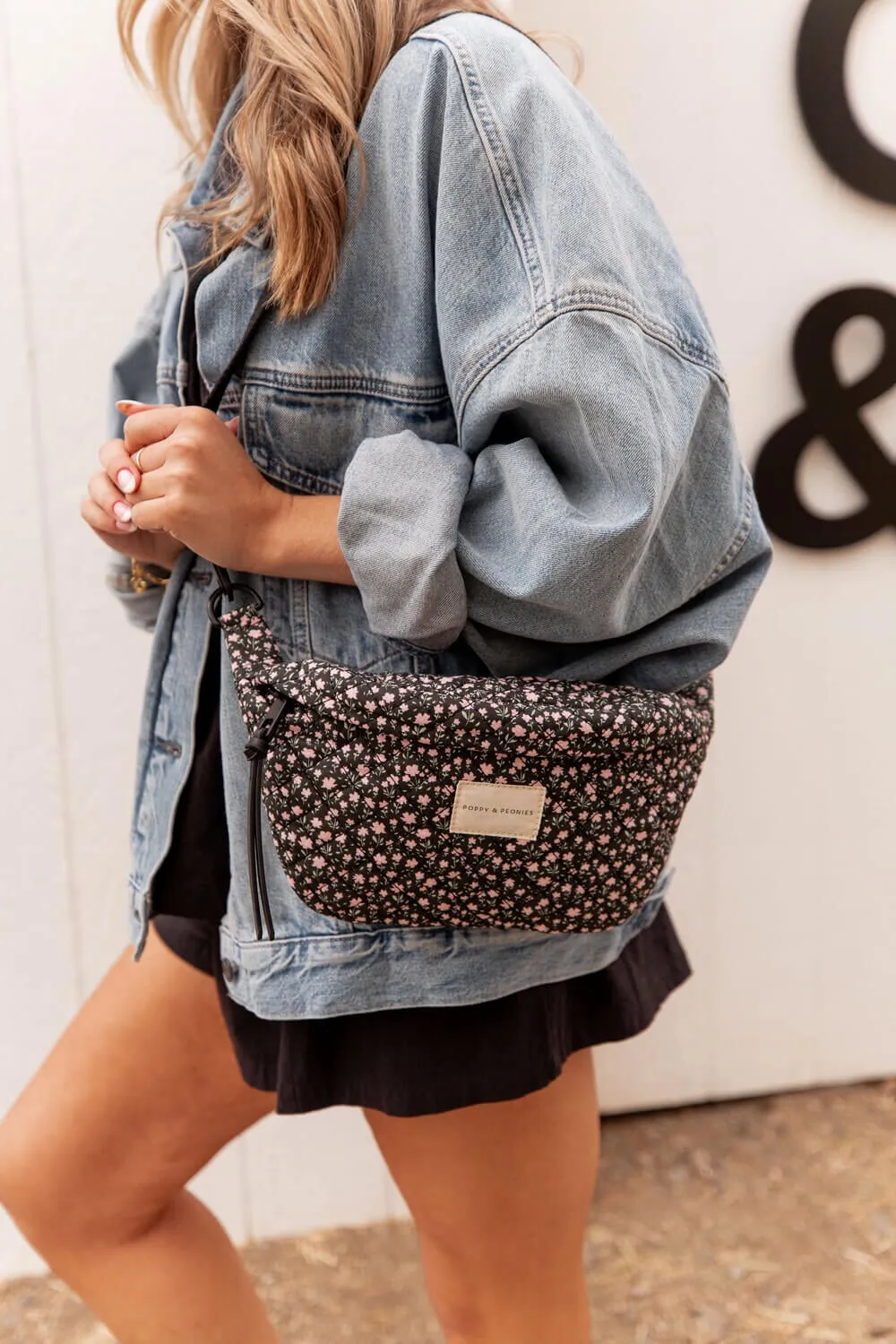 Sidekick Quilted Black Floral