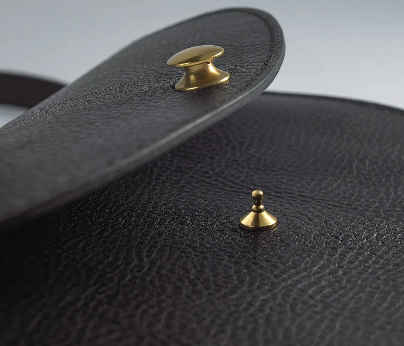 The Po Crossbody in Black