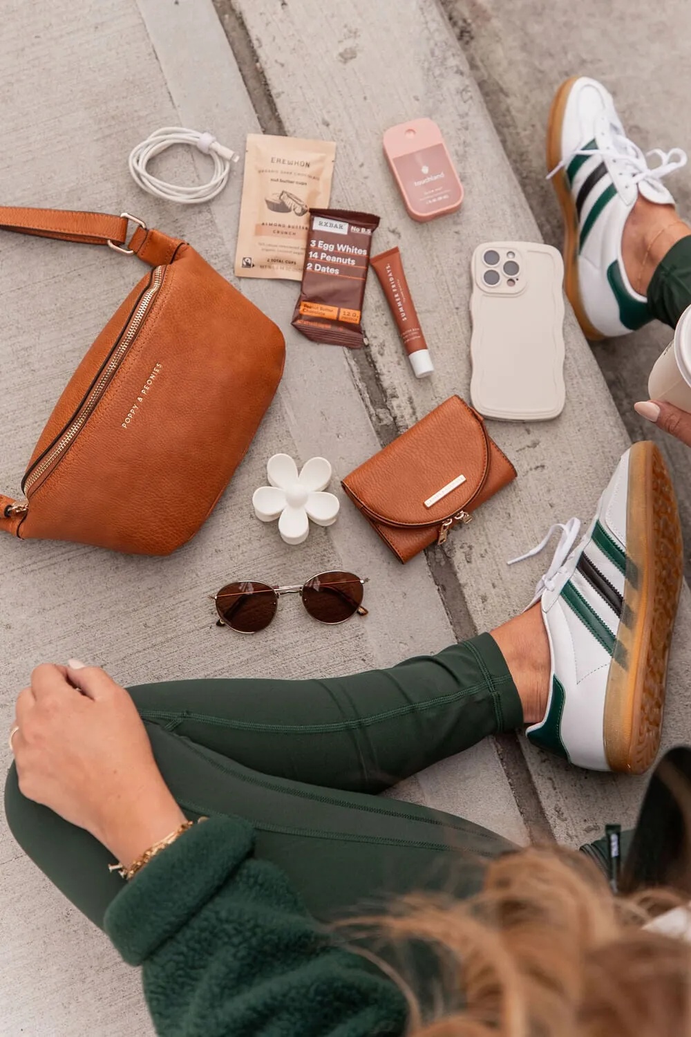 the SIDEKICK cognac