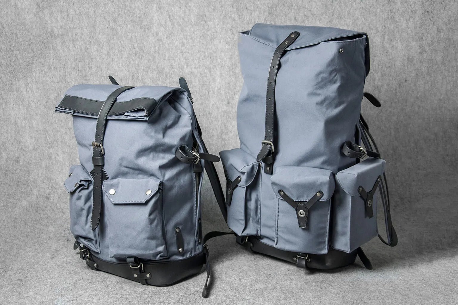 TRAVEL BACKPACK PLUS - grey