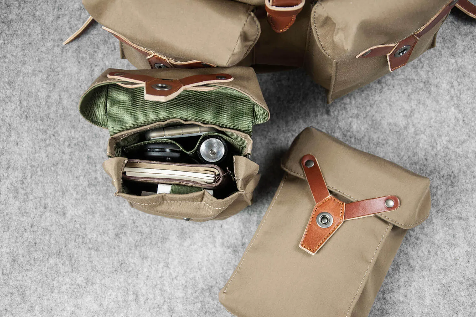 TRAVEL BACKPACK PLUS - khaki
