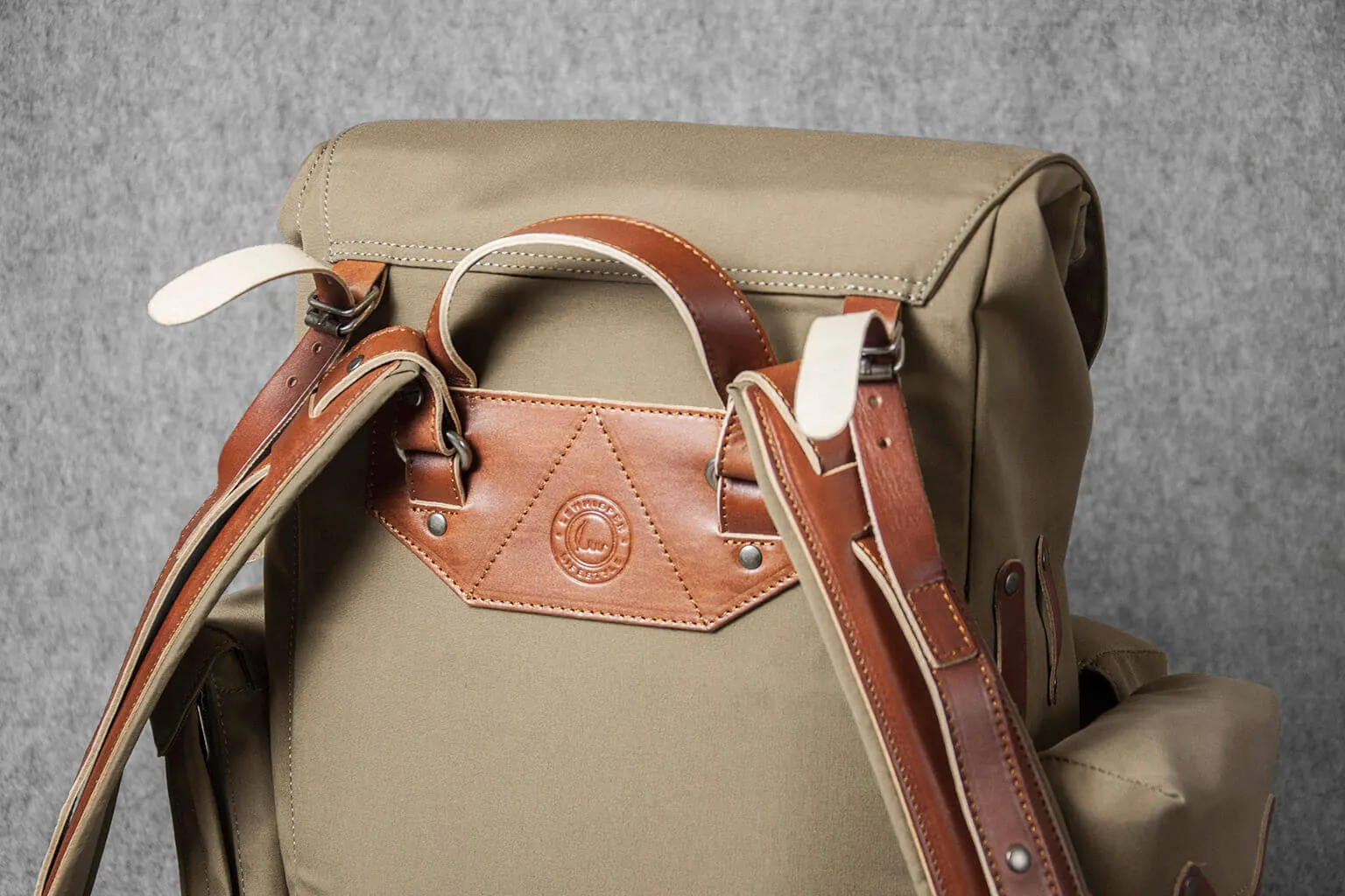TRAVEL BACKPACK PLUS - khaki