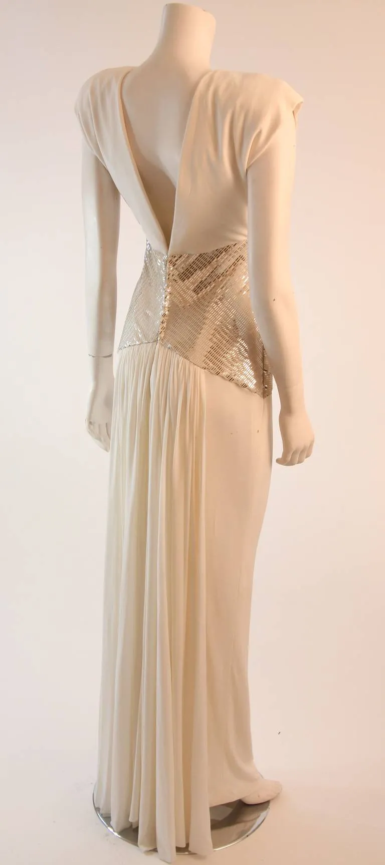 VICKY TIEL White Column Gown with Metallic Waist Detail 4-6